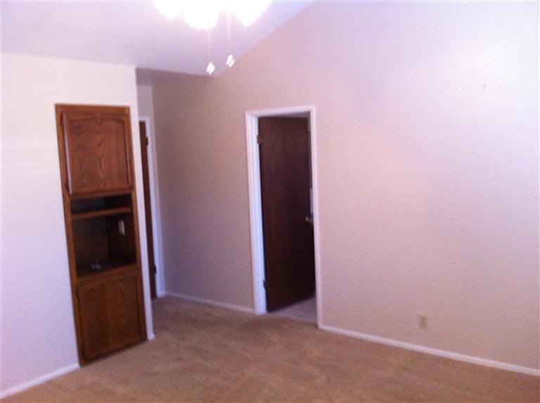 2621 Mill Oak Dr, Modesto, CA 95355 photo 16