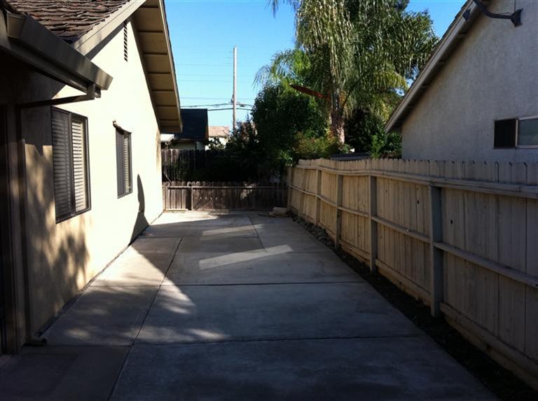 2621 Mill Oak Dr, Modesto, CA 95355 photo 13