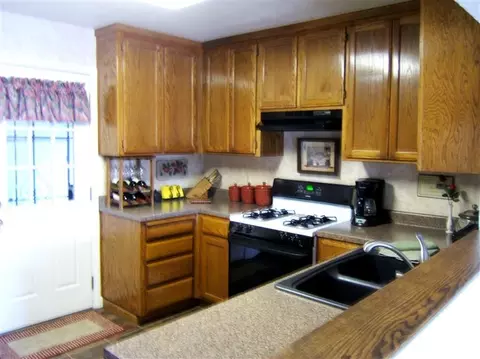 529 Edison St, Manteca, CA 95336 photo 3
