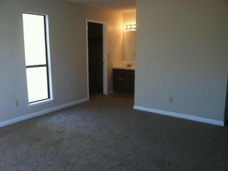 2740 Dels Ln, Turlock, CA 95382 photo 2