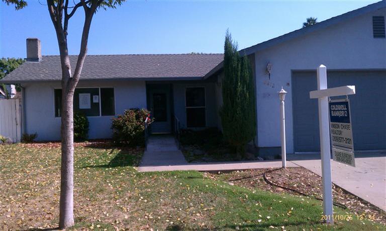 2812 Prince Albert Dr, Modesto, CA 95350 photo 1