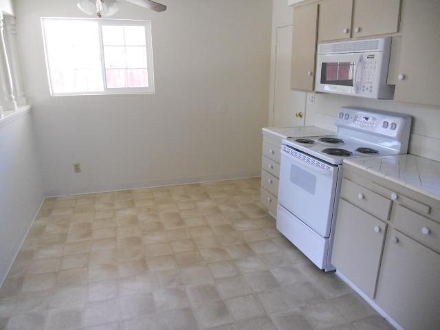 1416 Edith Dr, Gustine, CA 95322 photo 2