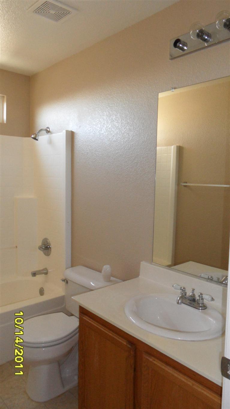 10973 Wethersfield Dr, Mather, CA 95655 photo 8