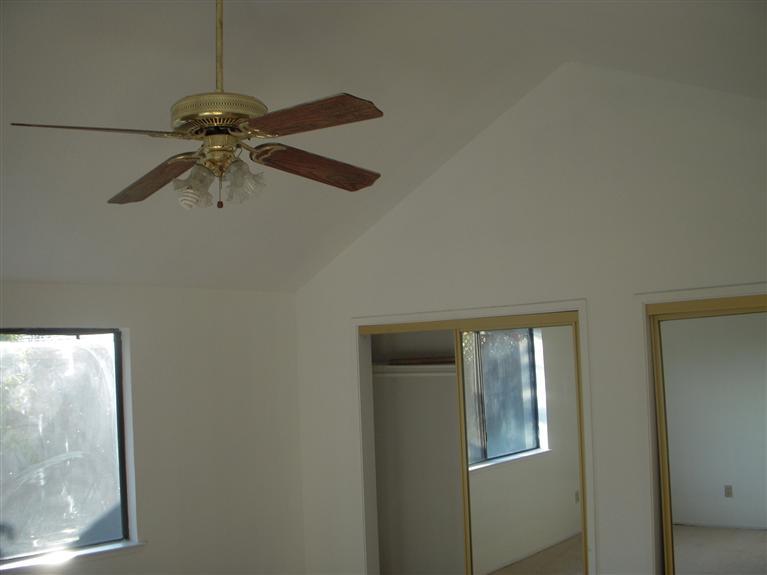 1012 Bordeaux Dr, Modesto, CA 95351 photo 4
