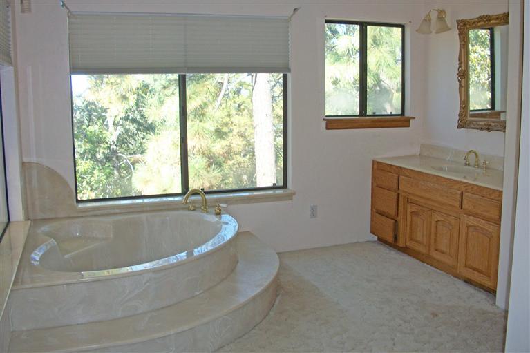 1351 Big Oak Rd, Placerville, CA 95667 photo 11