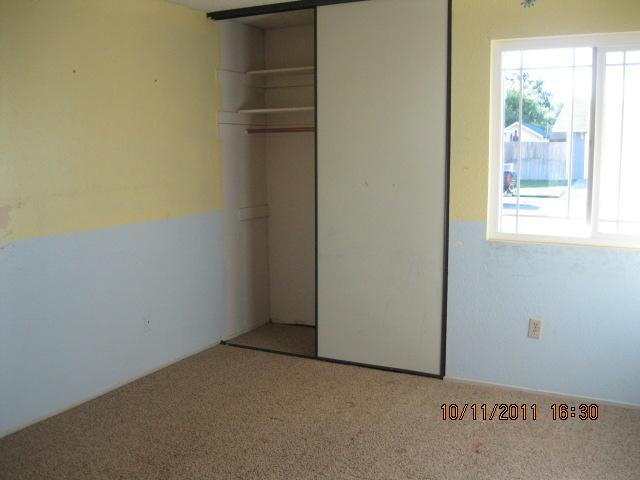 1009 Meadowview Dr, Galt, CA 95632 photo 6