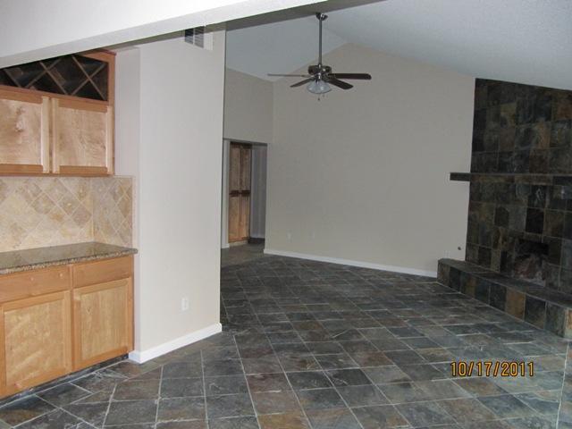 1313 Kara Ln, Modesto, CA 95355 photo 7