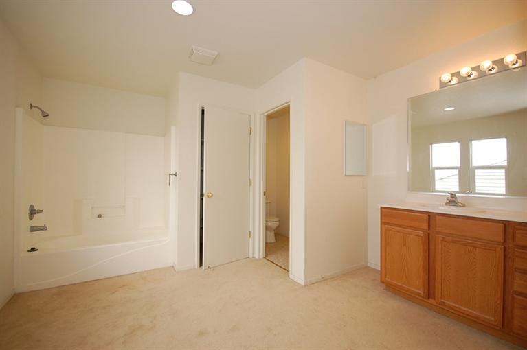 11 Walker Ranch Pkwy, Patterson, CA 95363 photo 12