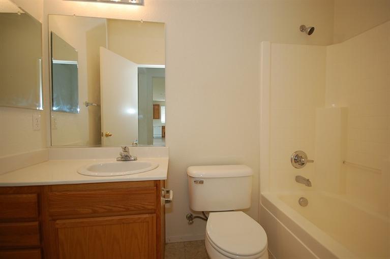 11 Walker Ranch Pkwy, Patterson, CA 95363 photo 10