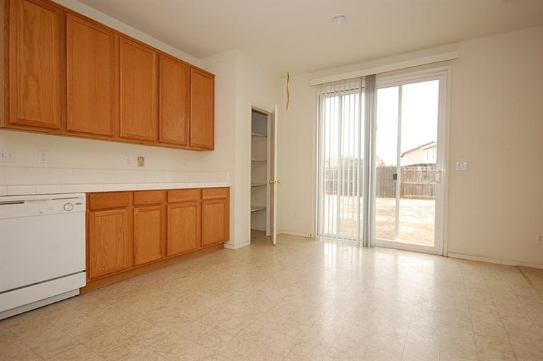 11 Walker Ranch Pkwy, Patterson, CA 95363 photo 7
