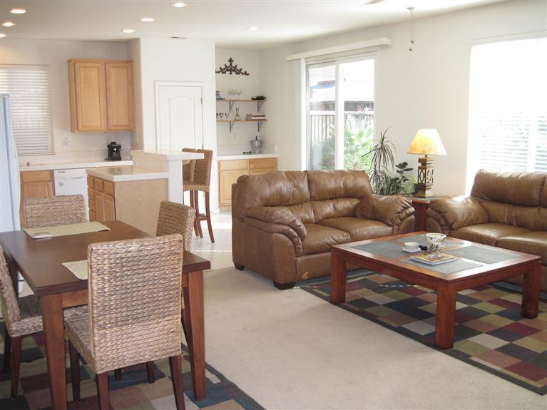 2012 Saint Peters St, Modesto, CA 95355 photo 2