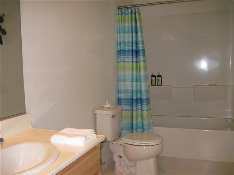 2012 Saint Peters St, Modesto, CA 95355 photo 13