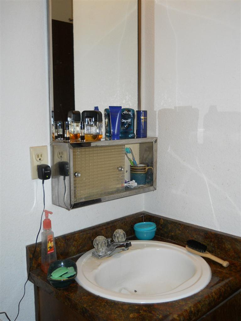 1461 W 4th St, Ripon, CA 95366 photo 9