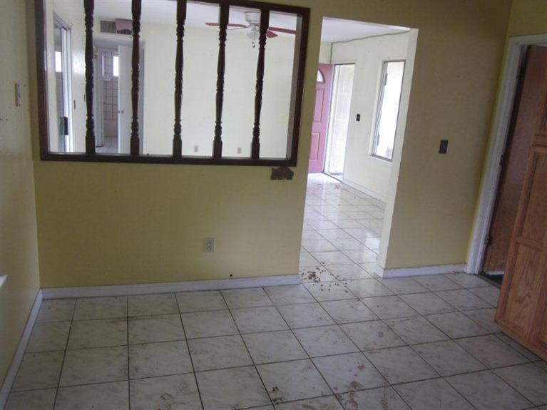 1013 Cadillac Dr, Modesto, CA 95351 photo 3