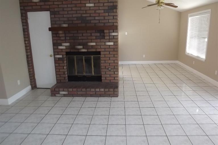 1013 Winepress Ln, Modesto, CA 95351 photo 6