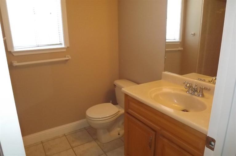1013 Winepress Ln, Modesto, CA 95351 photo 15