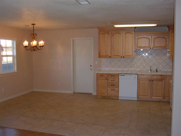 3009 Bay Ln, Modesto, CA 95355 photo 2