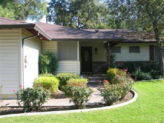 4870 Crestview Dr, Carmichael, CA 95608 photo 2
