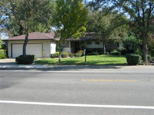 4870 Crestview Dr, Carmichael, CA 95608 photo 1