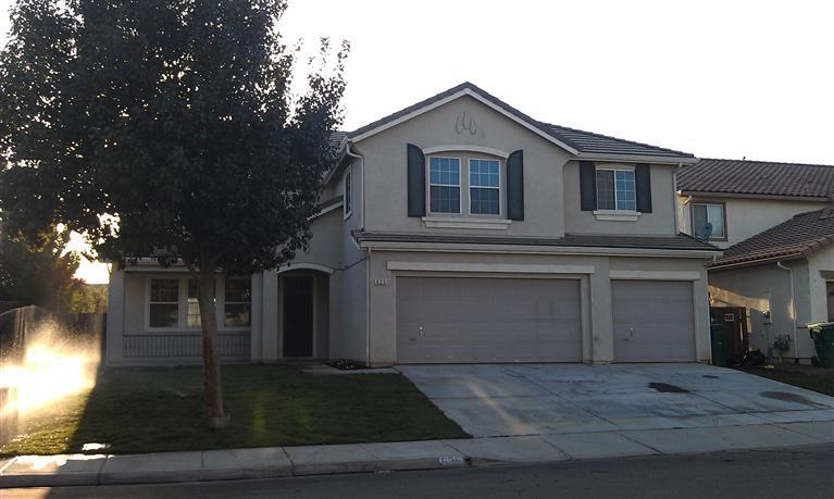 635 Skimmer Dr, Patterson, CA 95363 photo 1