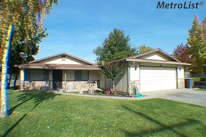 711 Simon St, Galt, CA 95632 photo 1
