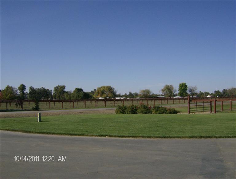 11776 Arno Rd, Wilton, CA 95693 photo 4