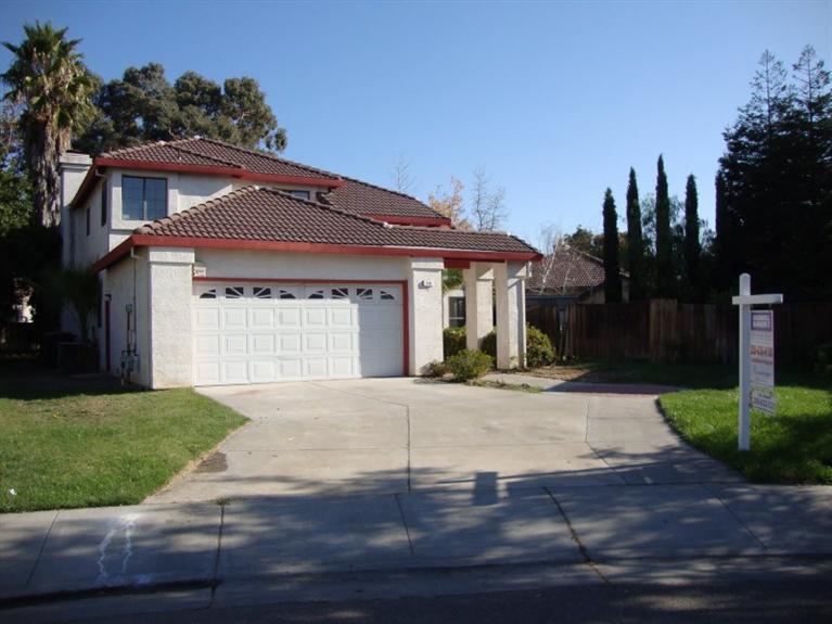 140 Edgewood Ct, Tracy, CA 95376 photo 1