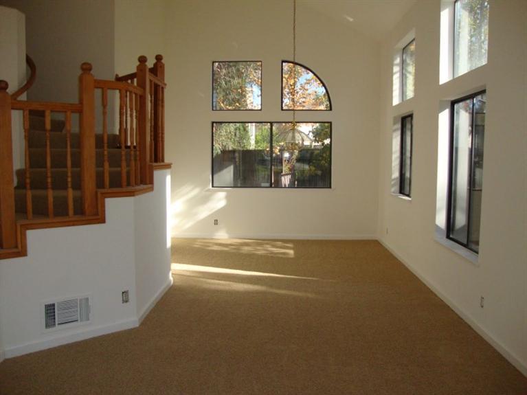 140 Edgewood Ct, Tracy, CA 95376 photo 4