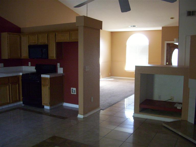 1239 Aristocrat Dr, Ceres, CA 95307 photo 7