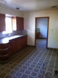 342 E Oak St, Lodi, CA 95240 photo 2