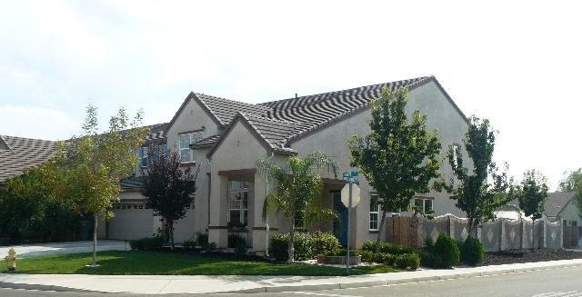 728 Banff Dr, Newman, CA 95360 photo 2