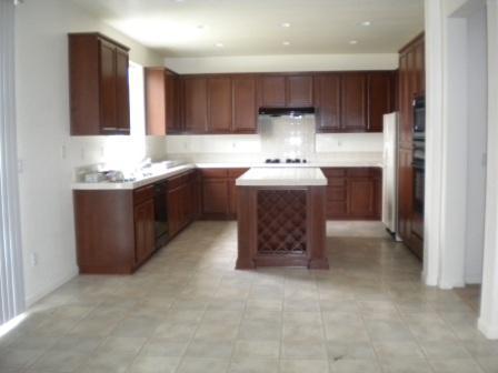 564 Presidio Pl, Tracy, CA 95377 photo 4