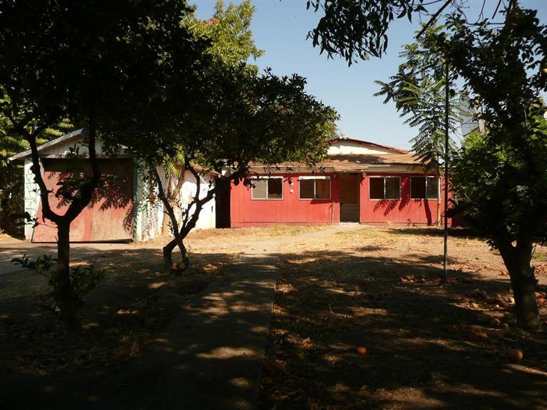 517 Broadway Ave, Modesto, CA 95351 photo 1