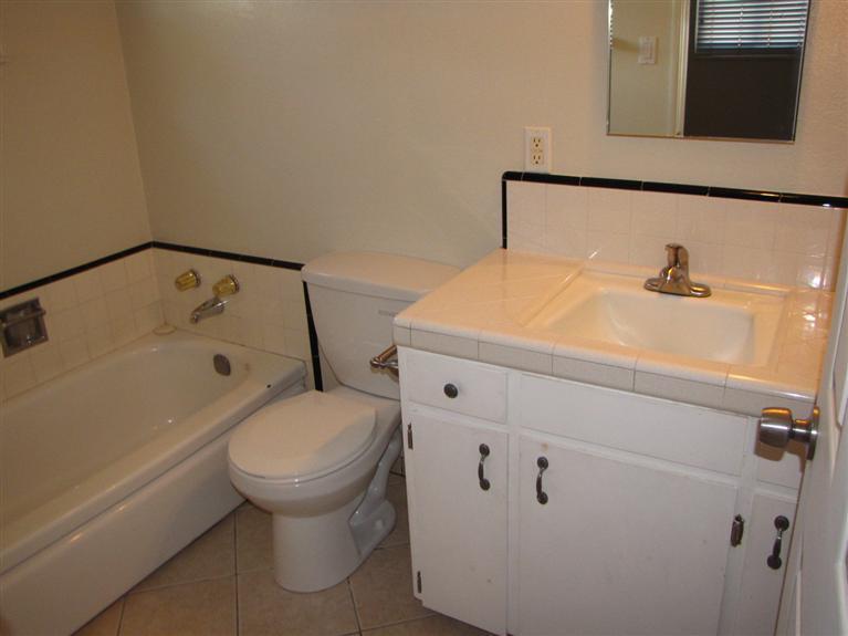 229 W Kent St, Manteca, CA 95337 photo 11