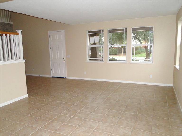 4377 Mcroberts Dr, Mather, CA 95655 photo 4
