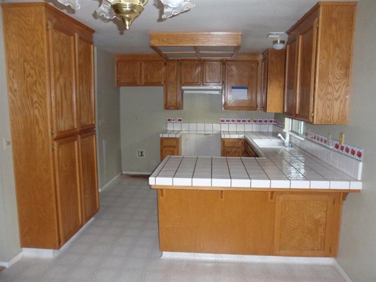 2624 River Valley Cir, Modesto, CA 95351 photo 8