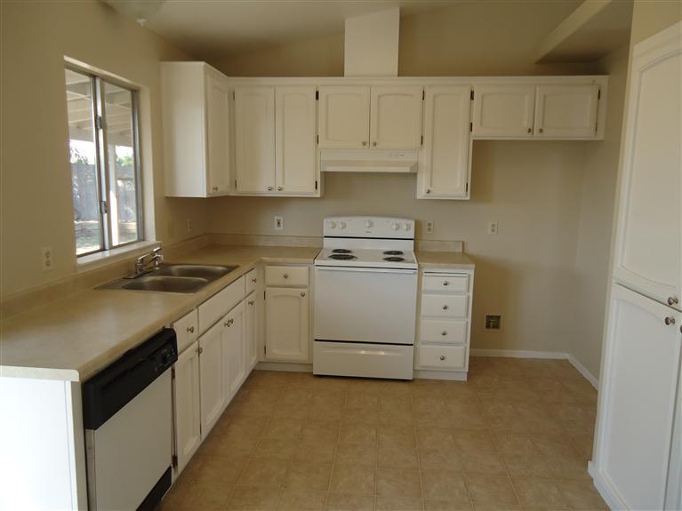 2669 Cowden Ave, Merced, CA 95348 photo 2