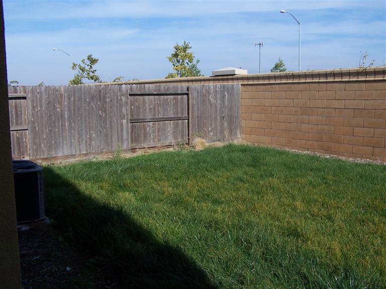 1746 Dalia Ln, Manteca, CA 95337 photo 3