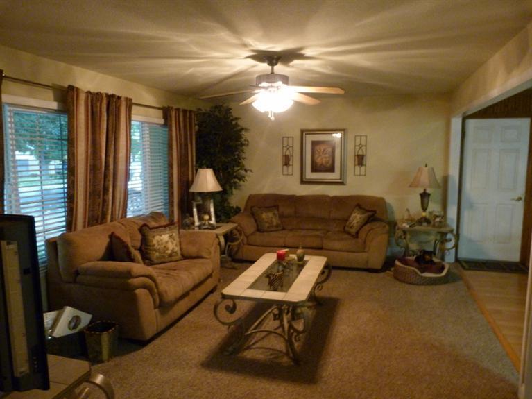 1017 Landee Way, Modesto, CA 95355 photo 2