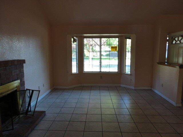 2720 Lahontan Dr, Modesto, CA 95358 photo 4