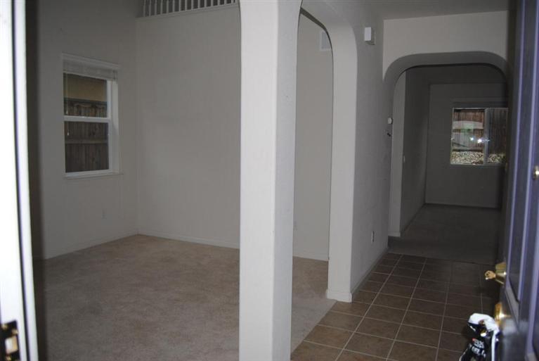 5234 Graytree Way, Antelope, CA 95843 photo 2