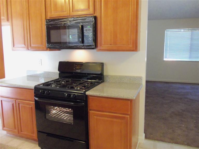 1410 Chester Dr, Tracy, CA 95376 photo 4