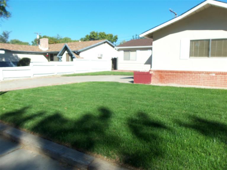 1410 Chester Dr, Tracy, CA 95376 photo 2