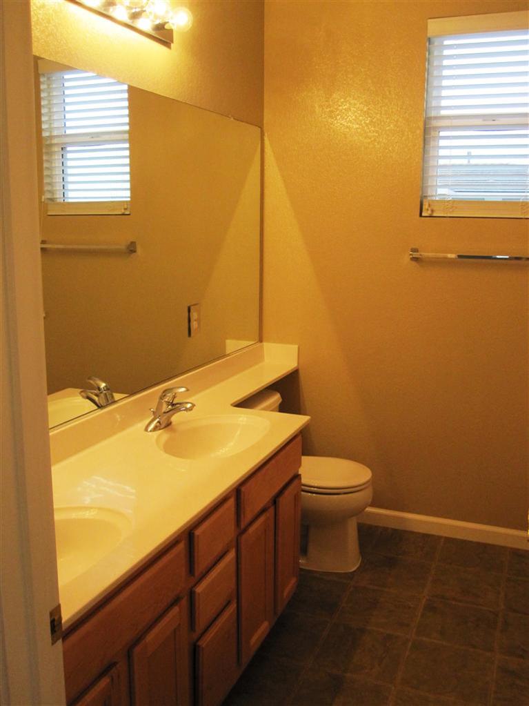 5537 Foxview Way, Elk Grove, CA 95757 photo 15
