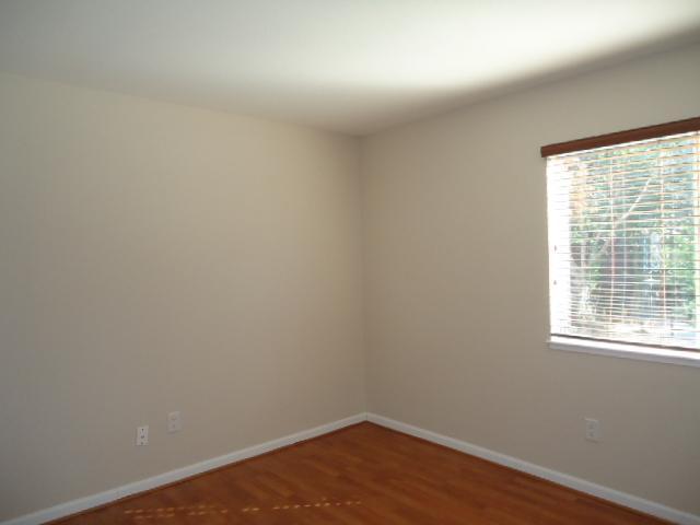 3920 Goodland Ct, Modesto, CA 95357 photo 9