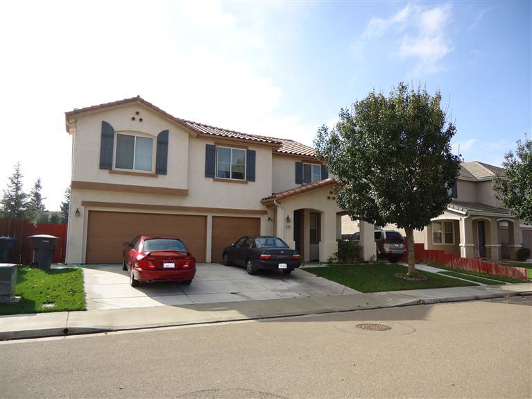 1234 Gannet Ln, Patterson, CA 95363 photo 1