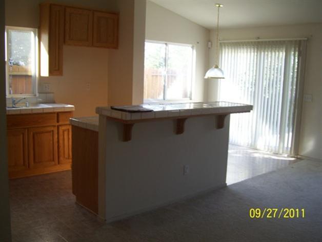 921 Tranquil Ln, Ceres, CA 95307 photo 3