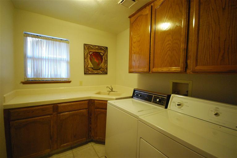 3833 Mondrian Dr, Modesto, CA 95356 photo 12