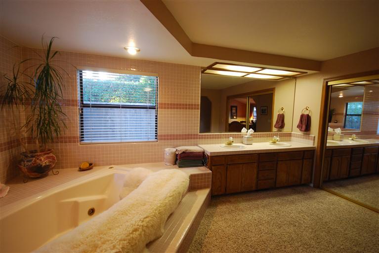 3833 Mondrian Dr, Modesto, CA 95356 photo 7