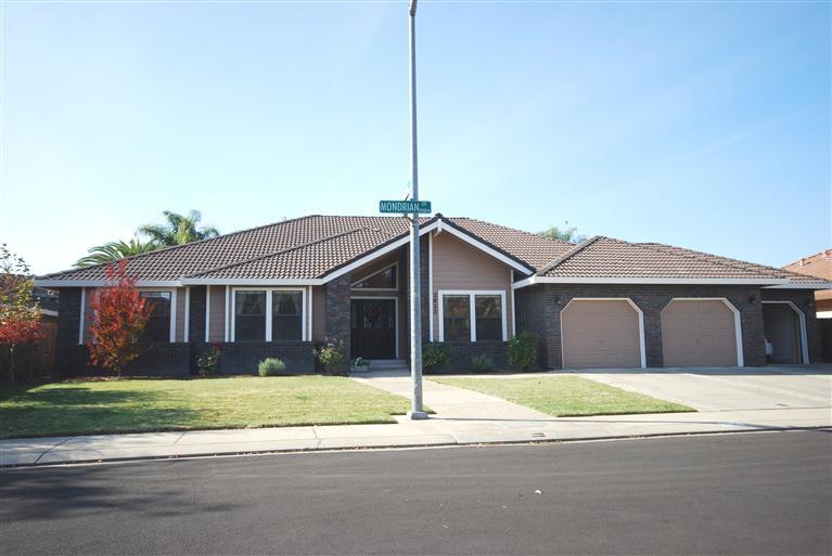 3833 Mondrian Dr, Modesto, CA 95356 photo 1